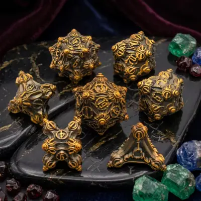 Ancient Golden Horror Pattern Dice